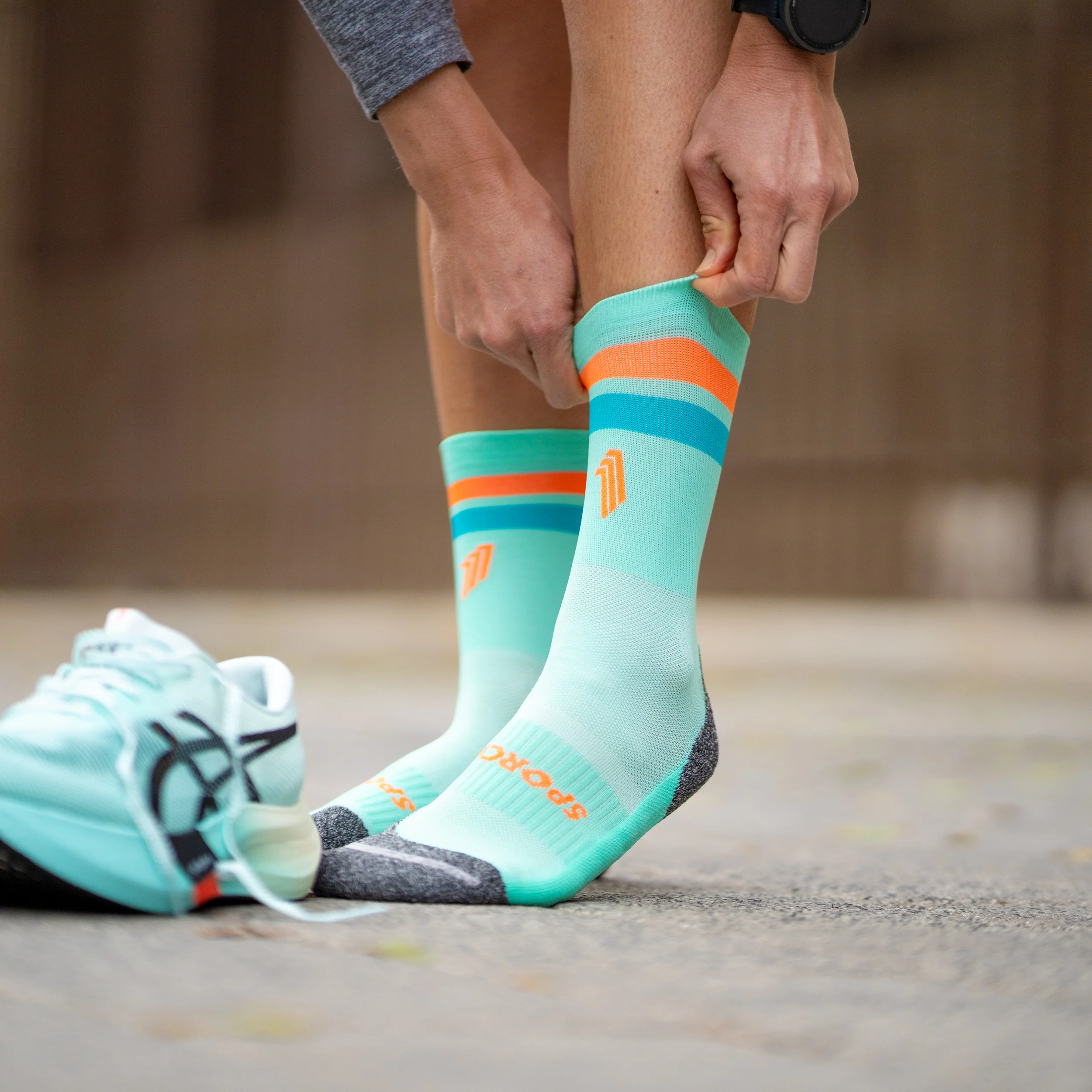 PRO GREEN ORANGE - CALCETÍN RUN ULTRALIGHT - Image 2