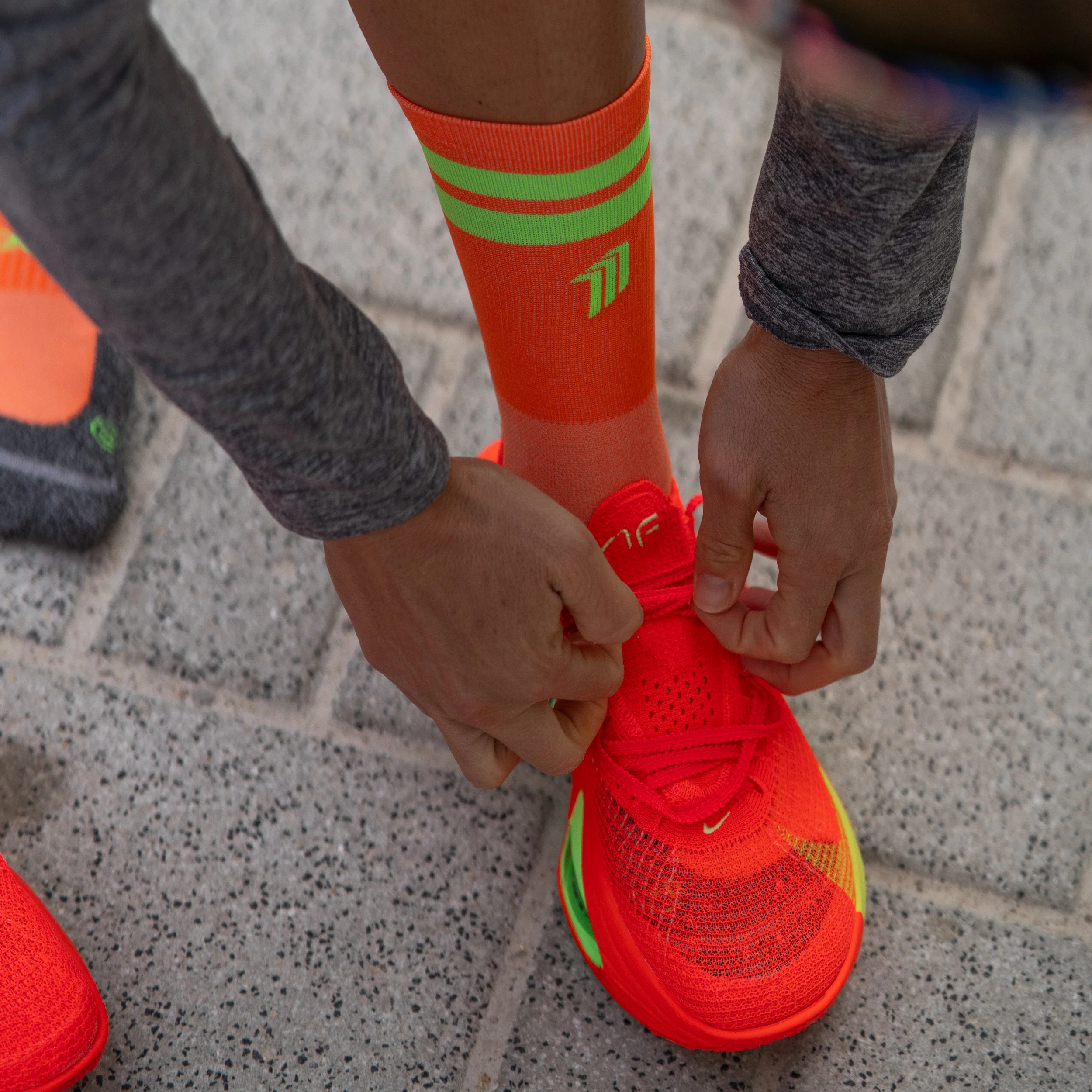 PRO ORANGE V2 - CALCETÍN RUN ULTRALIGHT - Image 3